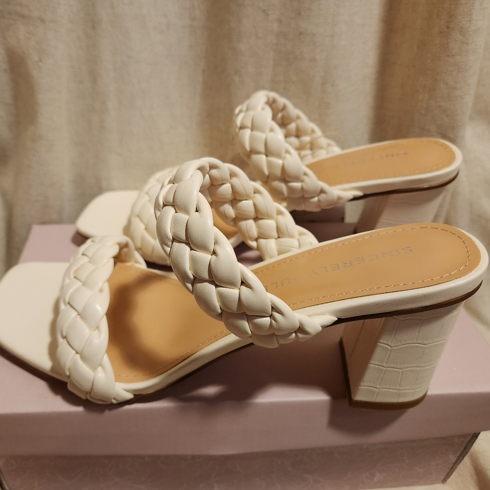 Heeled Sandals - Picture 6 of 6